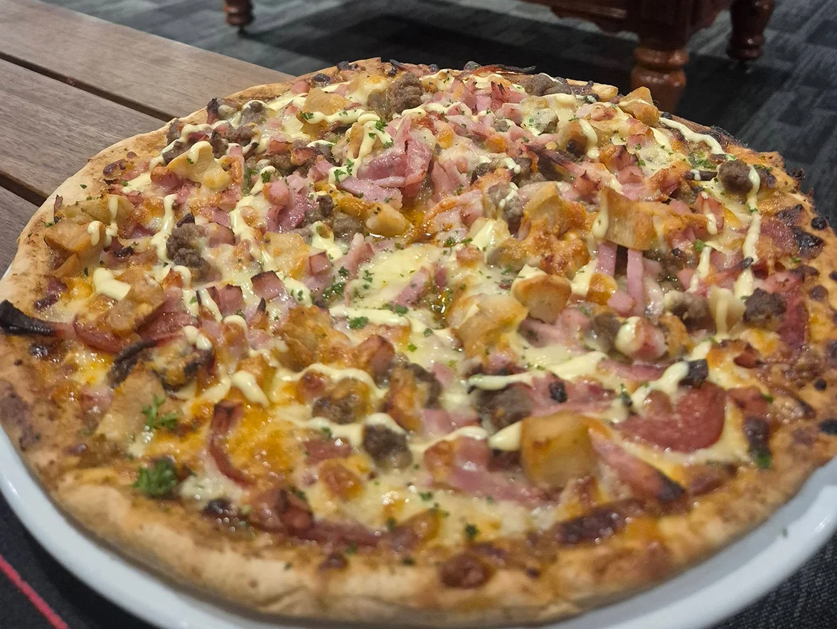 Farview Tavern fantastic pizzas and more